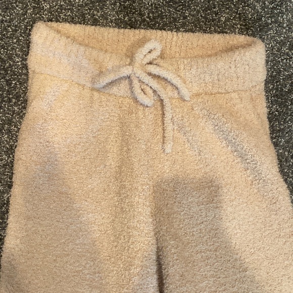 Like new Abercrombie Soft A&F Collection matching set - Picture 6 of 8